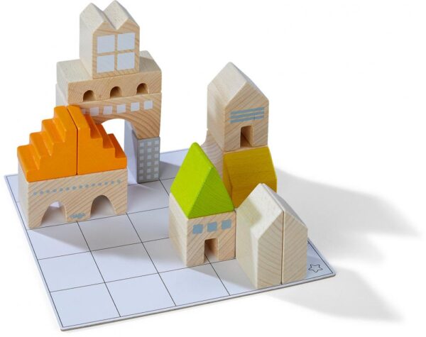 Hra na priestorové usporiadanie staviteľ s predlohami