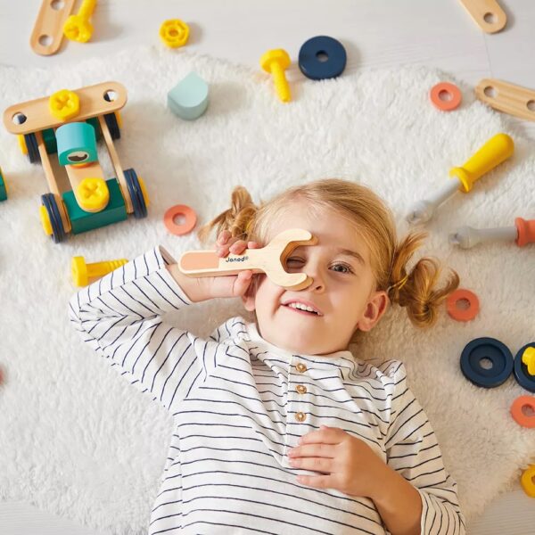 Bricokids drevená stavebnica s predlohami a náradím 100 ks
